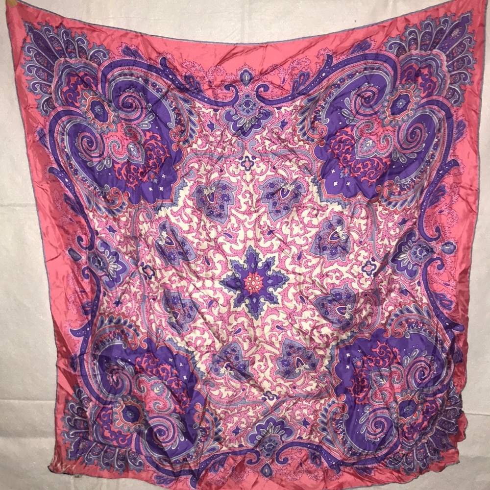 Vintage Vera Gold Collection scarf.